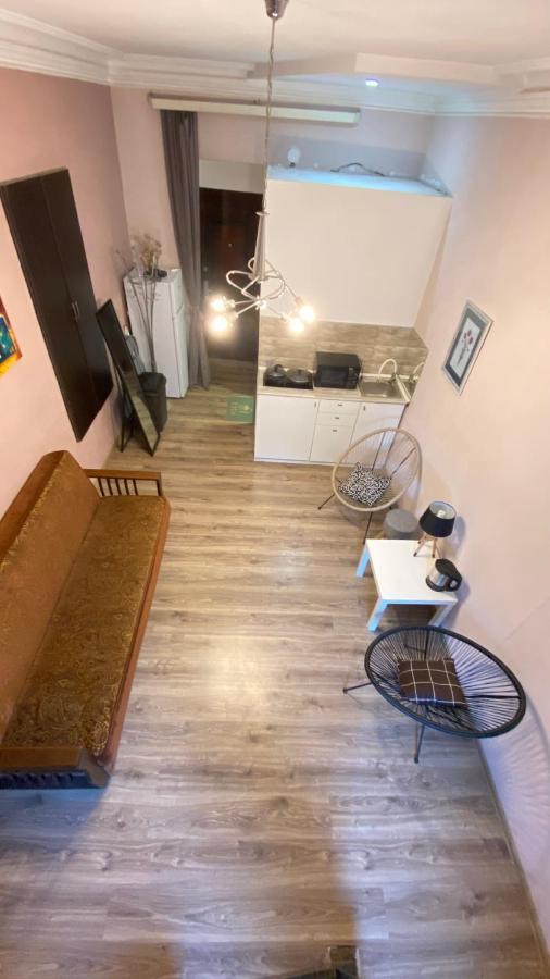 Art Apartment In Kala Tbilisi Historic District Bagian luar foto