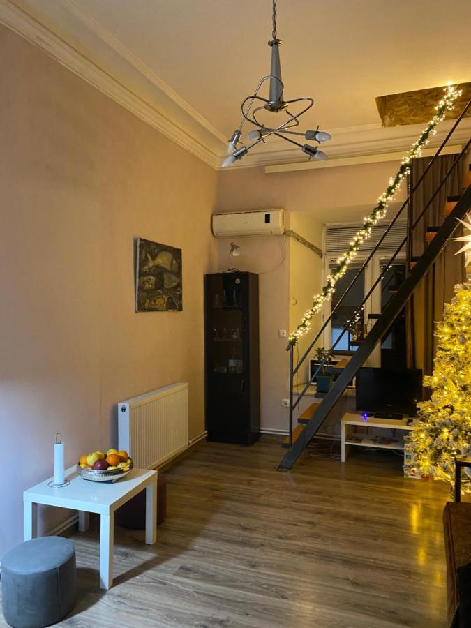 Art Apartment In Kala Tbilisi Historic District Bagian luar foto
