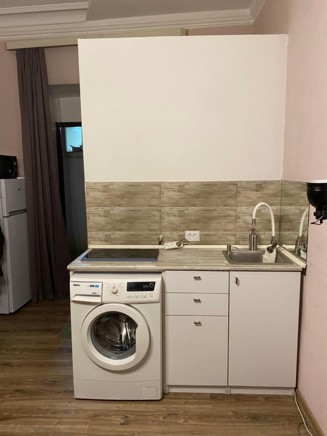 Art Apartment In Kala Tbilisi Historic District Bagian luar foto